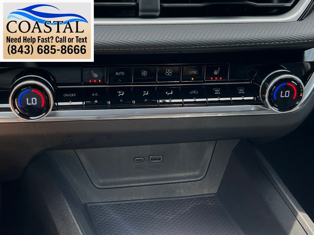 2025 Chevrolet Equinox LT White at Bob Mills Chevrolet