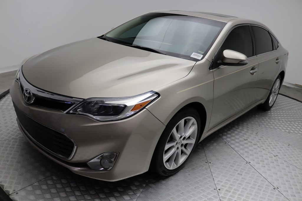 Thumbnail: 2013 Toyota Avalon - 2