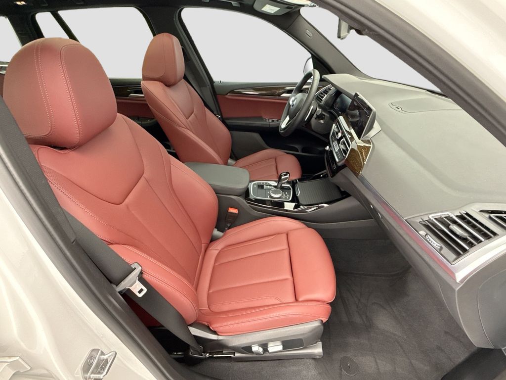 Thumbnail: 2023 BMW X3 - 19