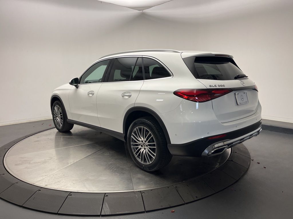 Thumbnail: 2026 Mercedes-Benz GLC - 5