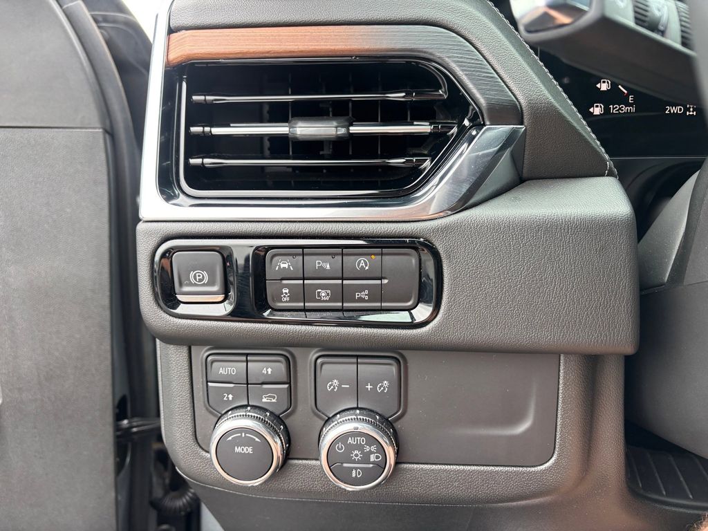 Used Car 2025 Gmc Yukon Xl  Denali For Sale Under $80,000 In Austin, Texas