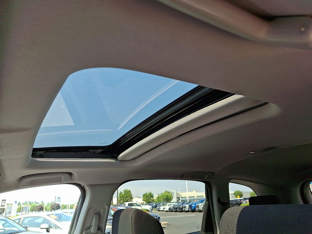 Thumbnail: 2019 Honda CR-V - 15