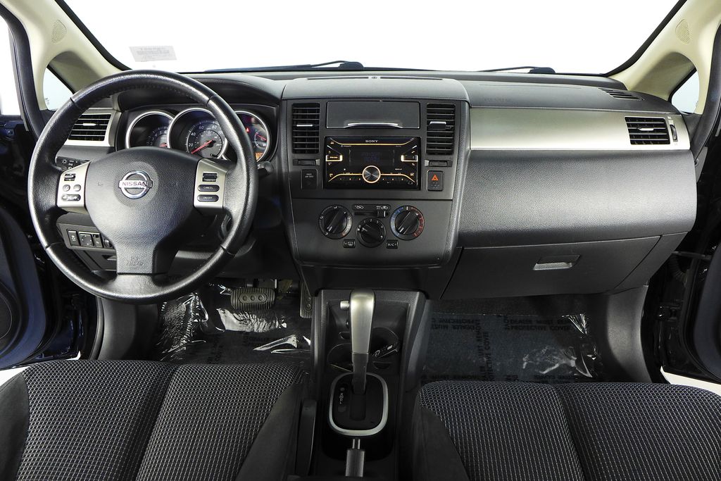 Thumbnail: 2012 Nissan Versa - 23
