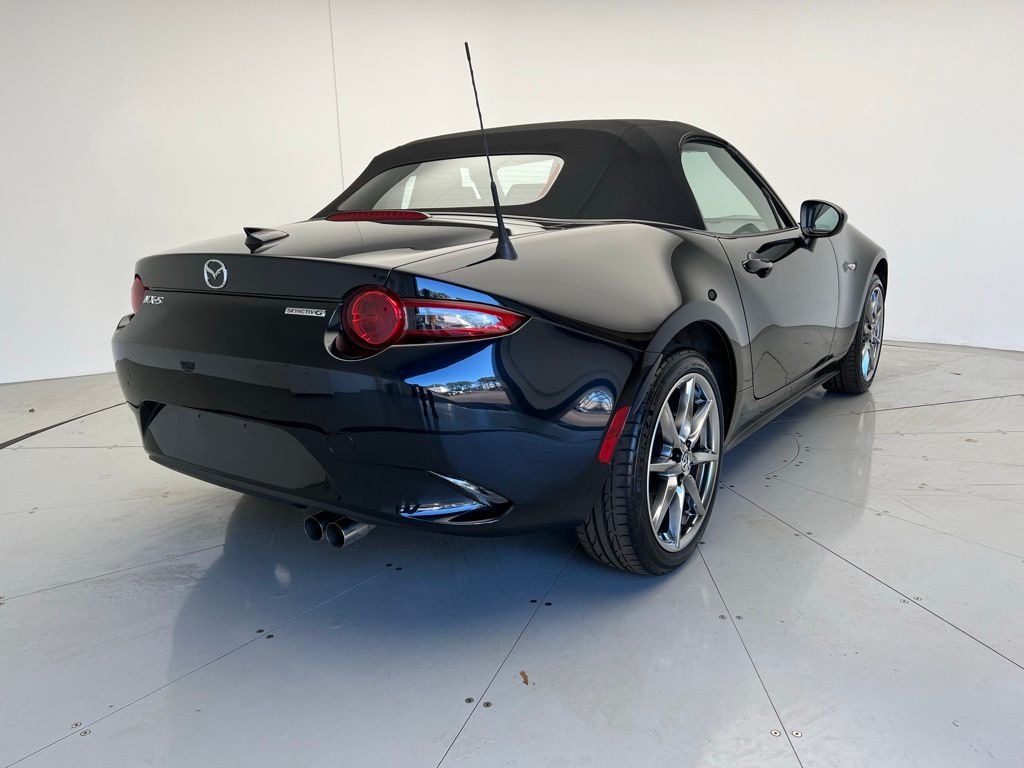 2023 Mazda MX-5 Miata Grand Touring 6