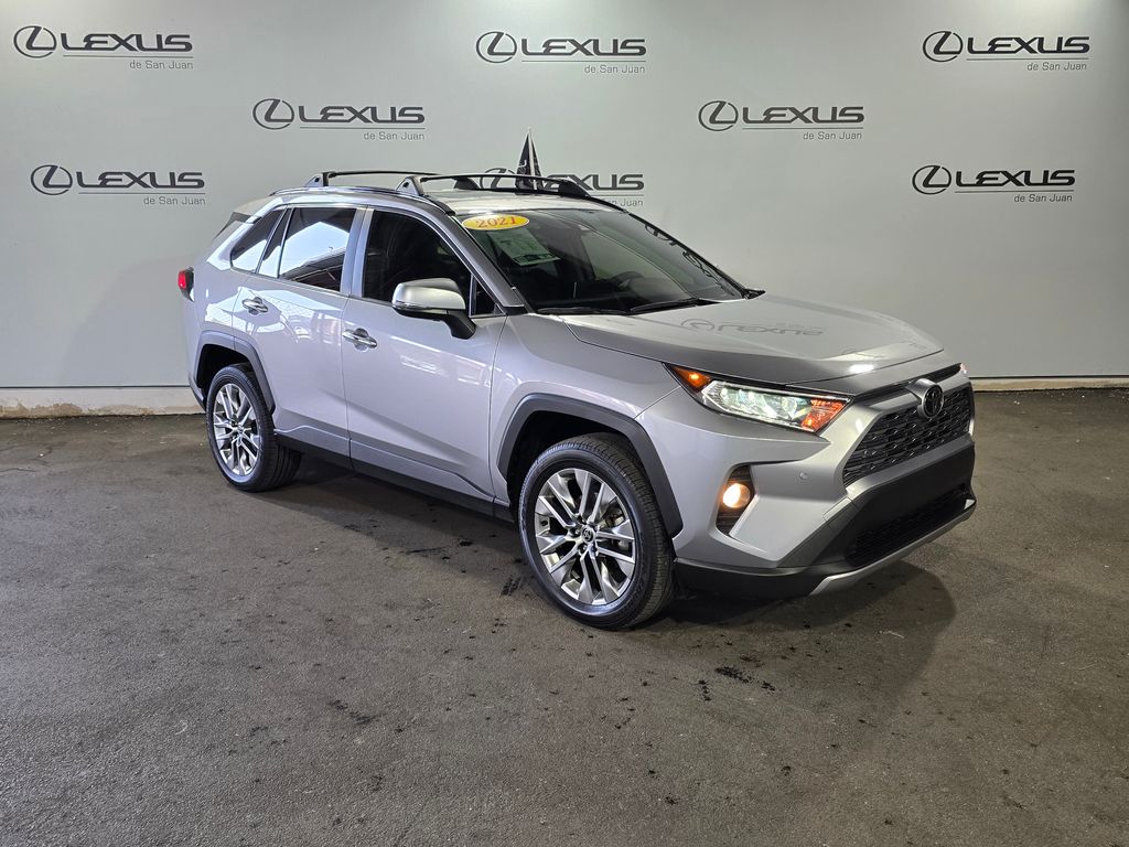 Thumbnail: 2021 Toyota RAV4 - 3