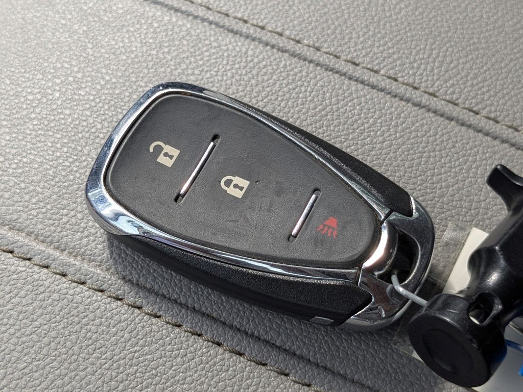 2020 Chevrolet Traverse FWD LT Cloth