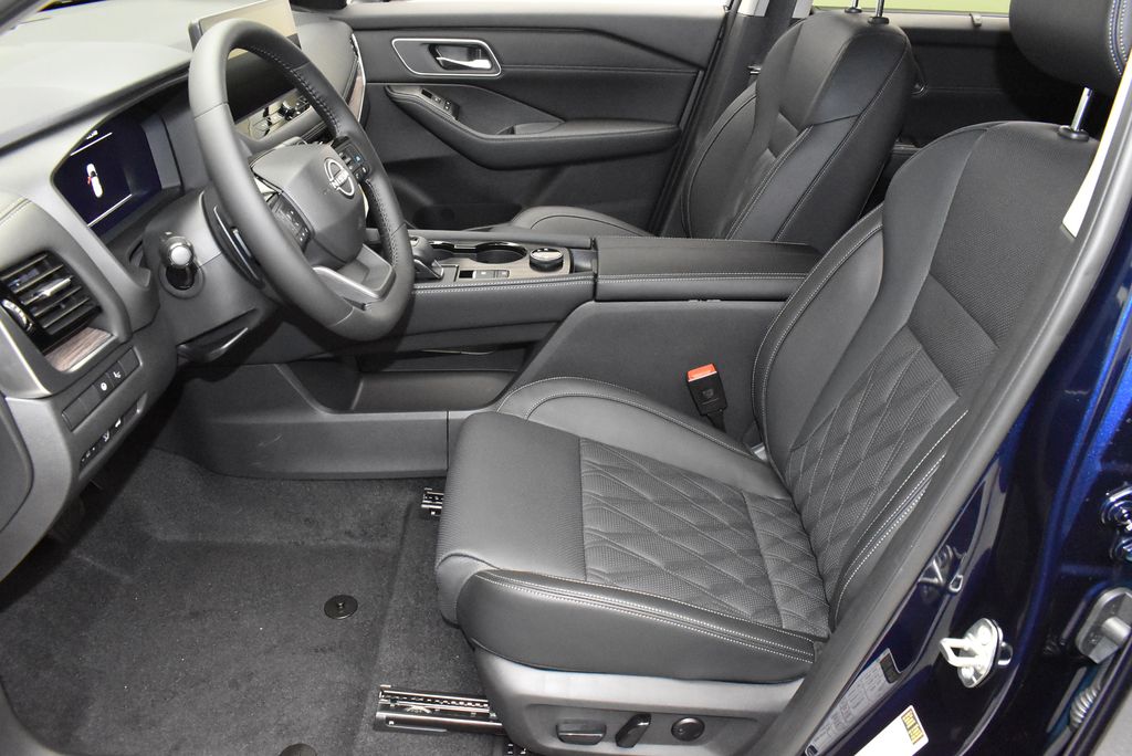 Thumbnail: 2026 Nissan Rogue - 13