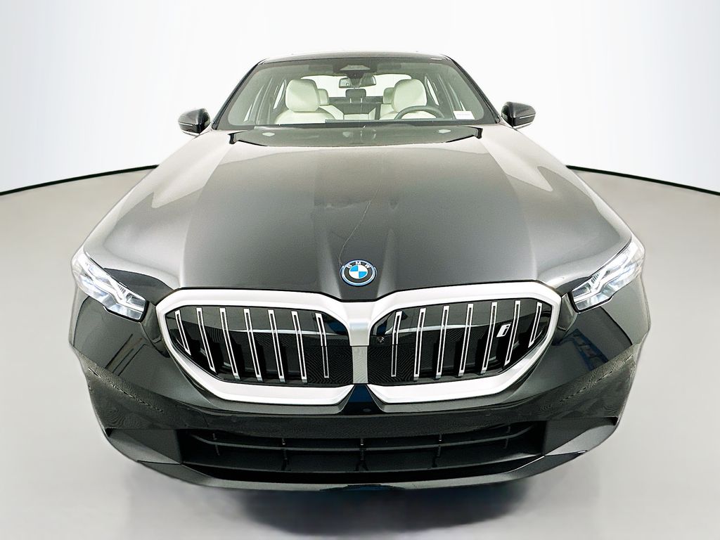 Thumbnail: 2026 BMW i5 - 2