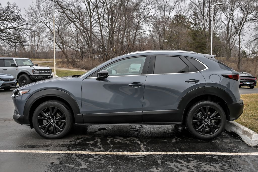 View vehicle photo 5