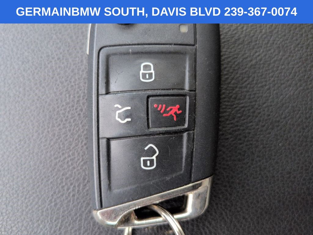 Used 2020 Blue Volkswagen 2.0T SE image 32