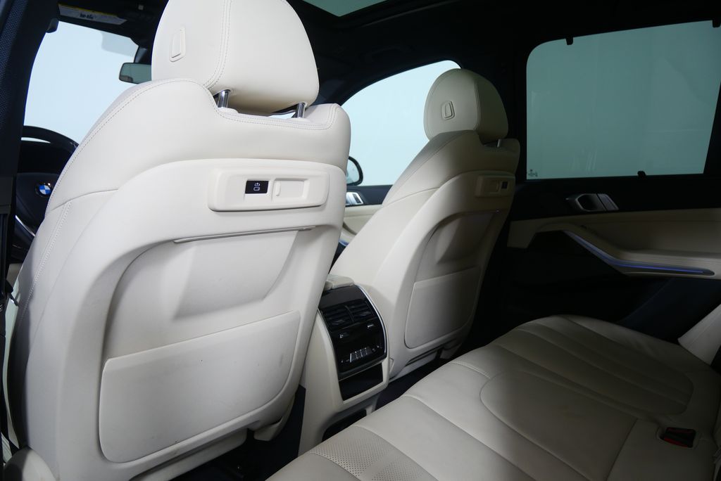 Thumbnail: 2021 BMW X5 - 16