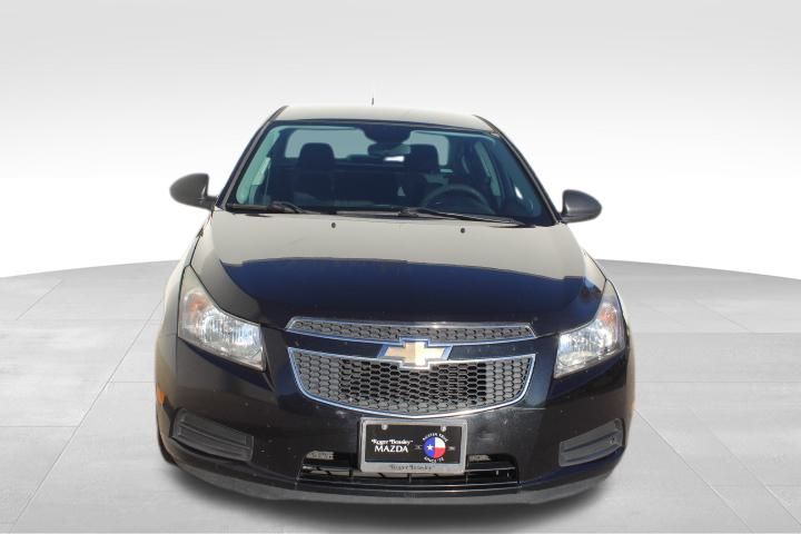Used Car 2013 Chevrolet Cruze  Ls For Sale Under $10,000 In Georgetown, Texas
