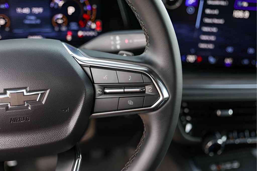 Used Car 2025 Chevrolet Suburban  Z71 For Sale Under $70,000 In Austin, Texas