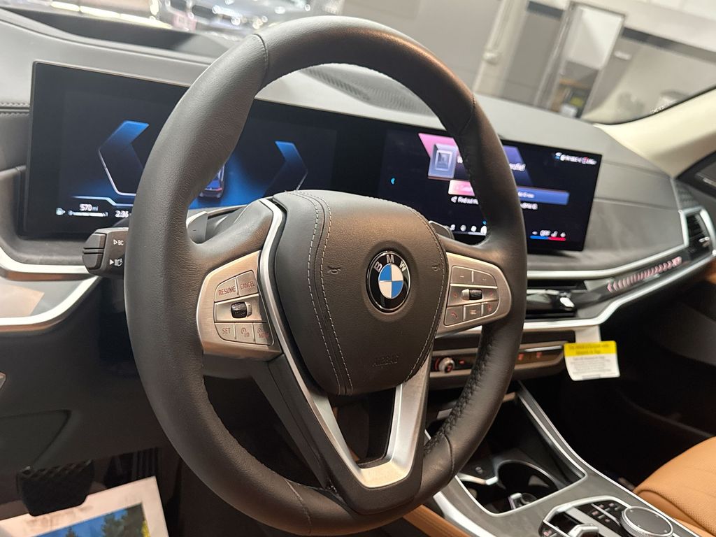 2024 BMW X7 xDrive40i 6