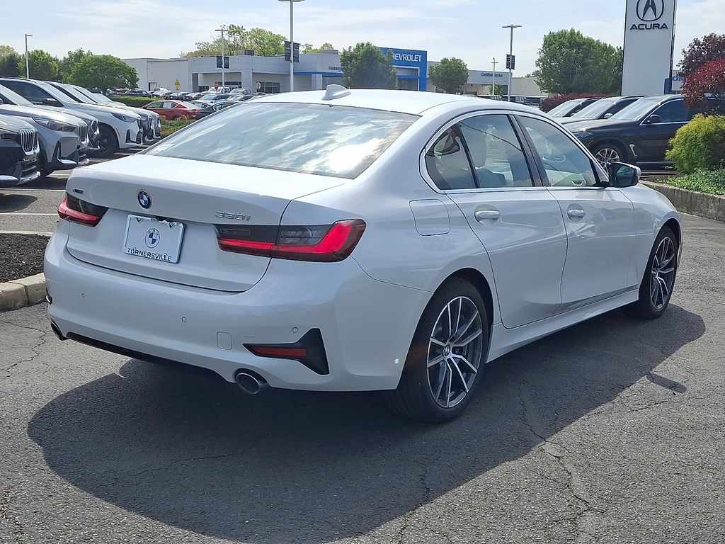 2022 BMW 3 Series 330i xDrive 6