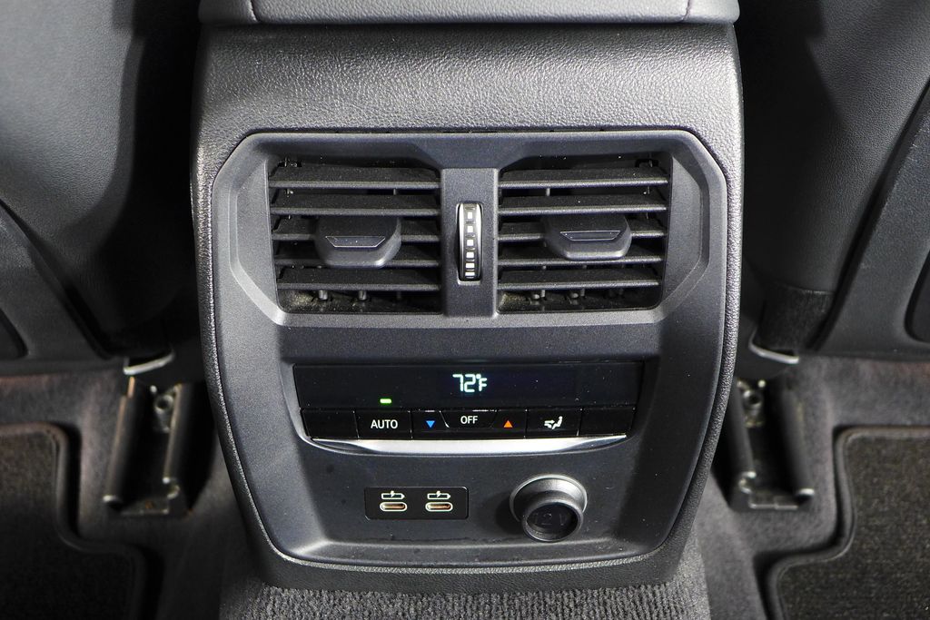 Thumbnail: 2019 BMW 3 Series - 24