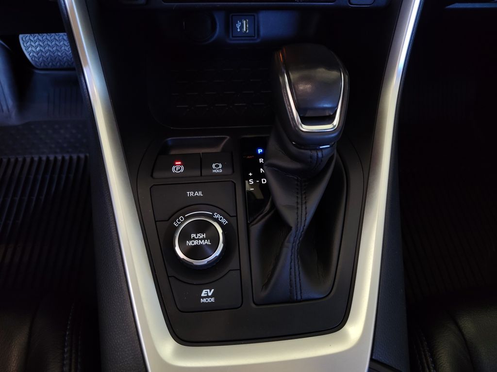 Used Car 2023 Toyota Rav4 Hybrid  Se For Sale In Austin, Texas
