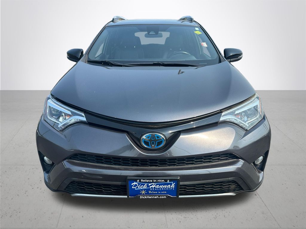 2018 Toyota RAV4 Hybrid SE