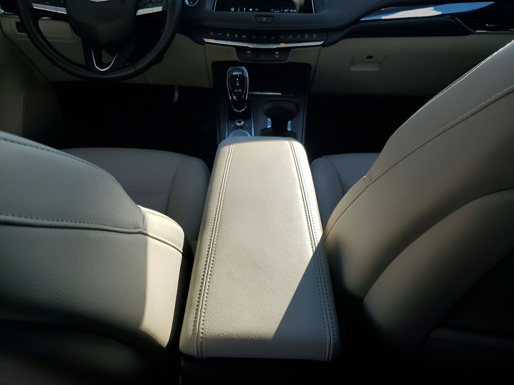 Used Car 2023 Cadillac Xt4  Luxury For Sale Under $30,000 In Austin, Texas