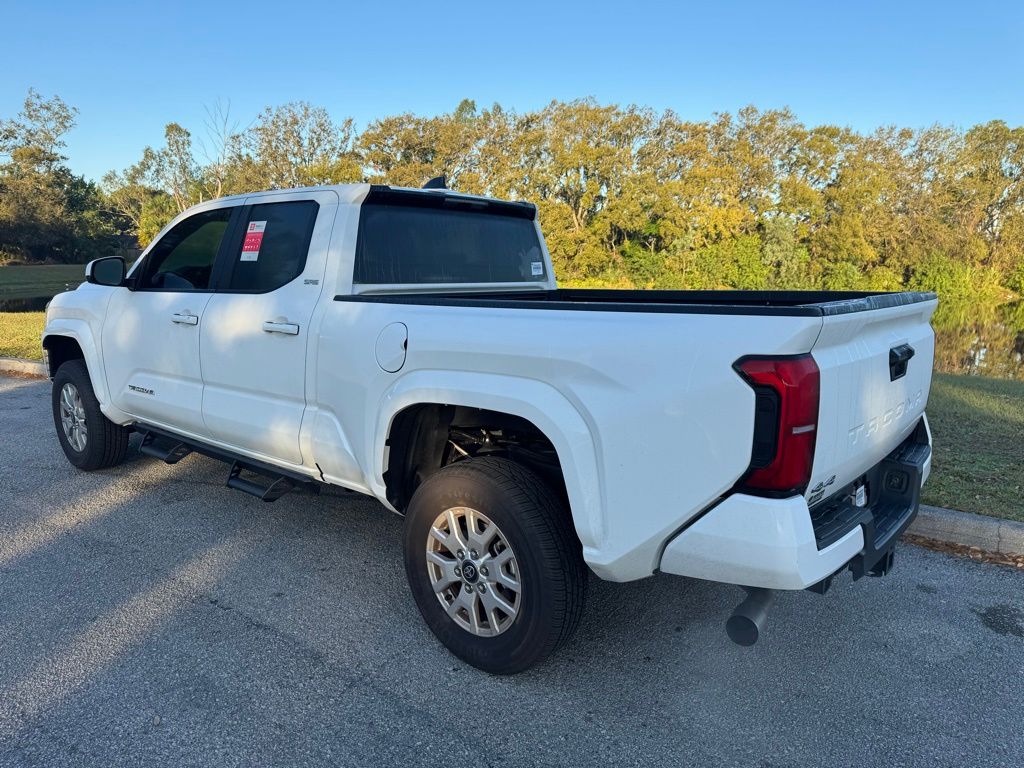 2024 Toyota Tacoma SR5 3