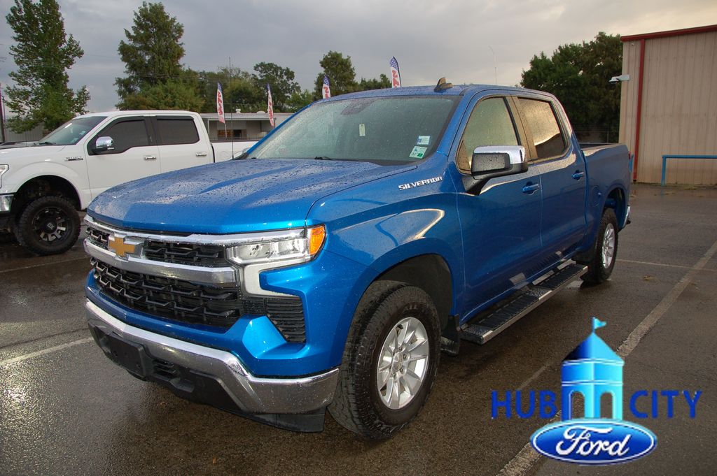 Glacier Blue Metallic 2022 Chevrolet Silverado 1500 Pickup Truck 4X2 8-Speed Automatic