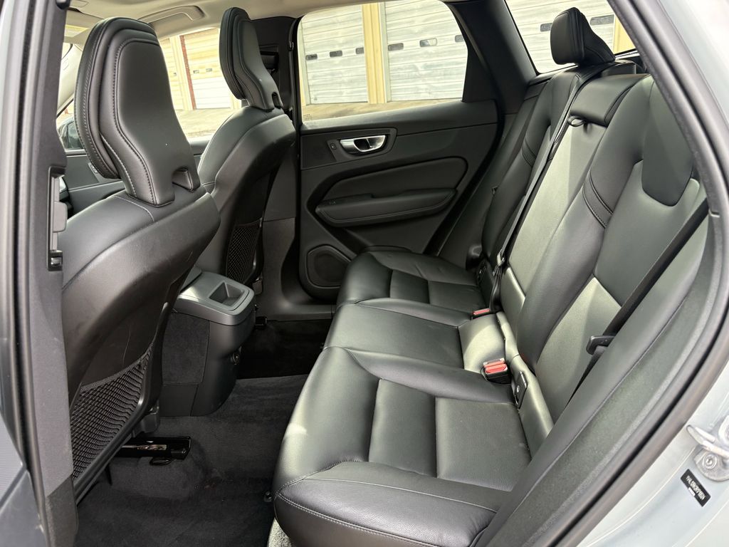 Certified Used 2024 Gray Metallic Volvo B5 Core image 24