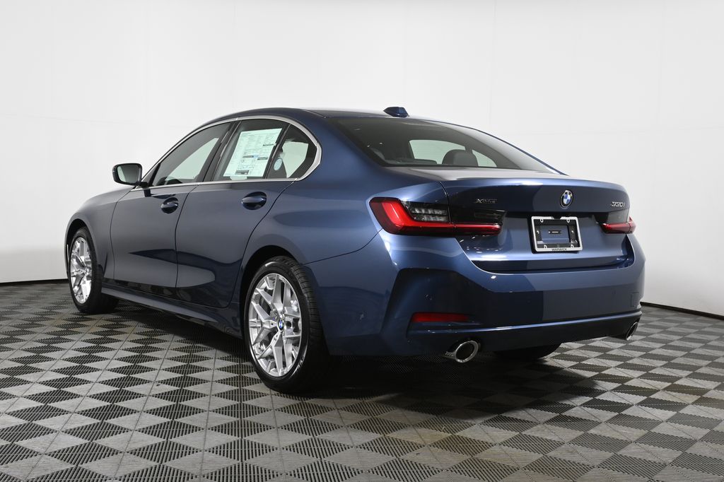 Thumbnail: 2026 BMW 3 Series - 5