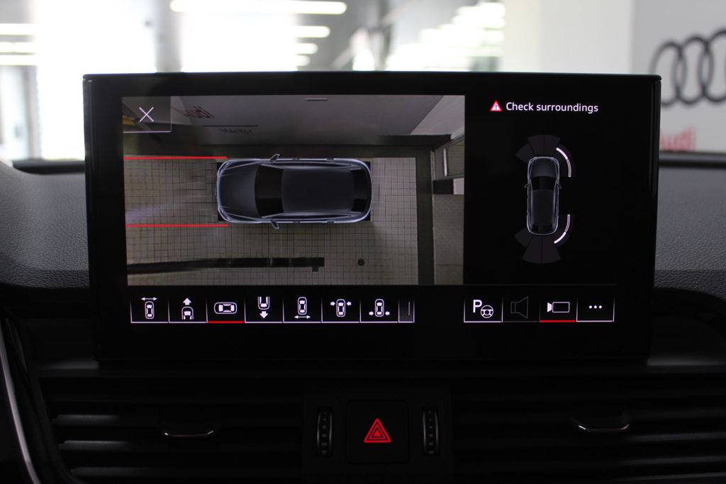 Thumbnail: 2023 Audi Q5 - 22