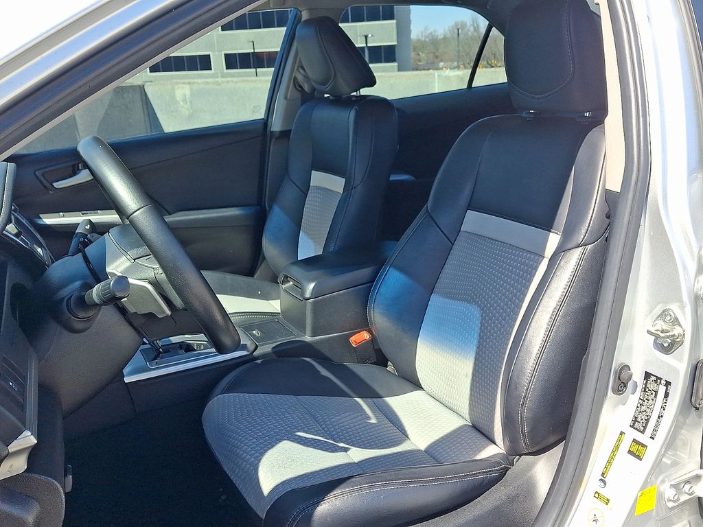 Thumbnail: 2013 Toyota Camry - 5