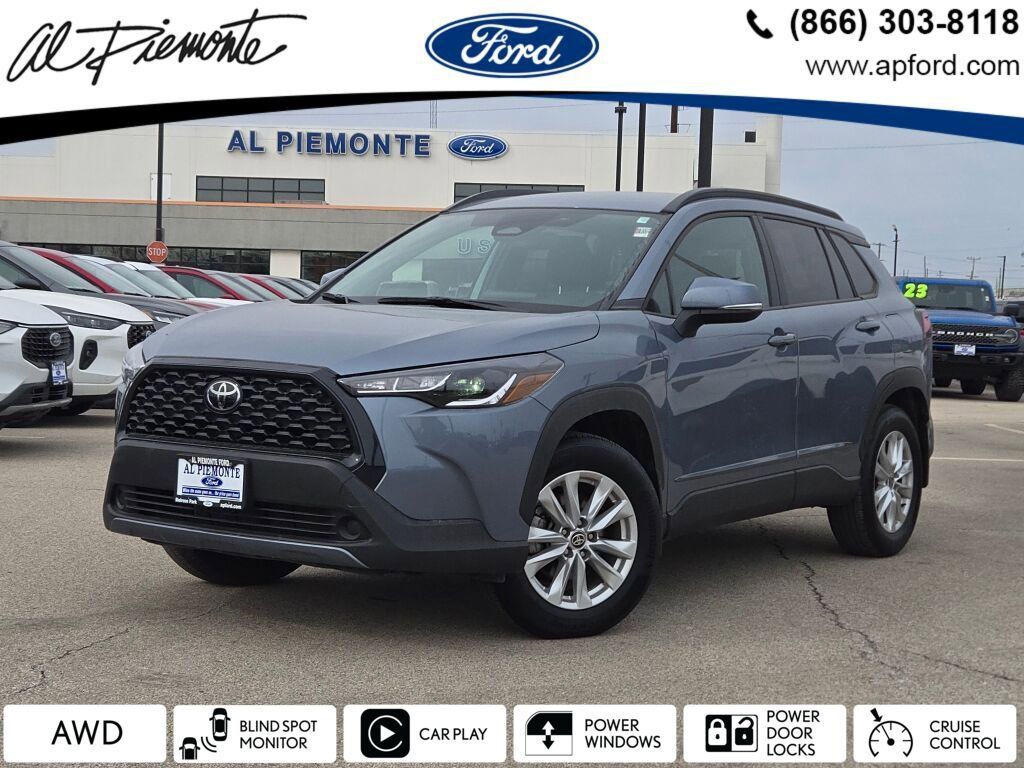 2024 Toyota Corolla Cross LE AWD