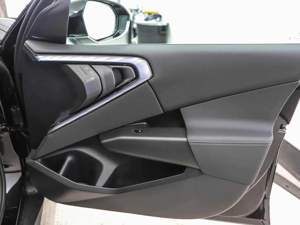 Thumbnail: 2025 BMW X3 - 30