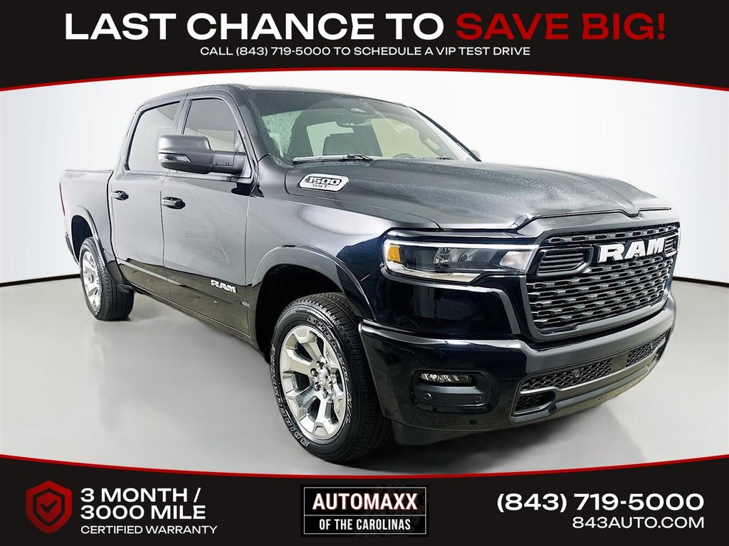 Diamond Black Crystal Pearlcoat 2025 RAM 1500 Pickup Truck Four-Wheel Drive 8-Speed Automatic