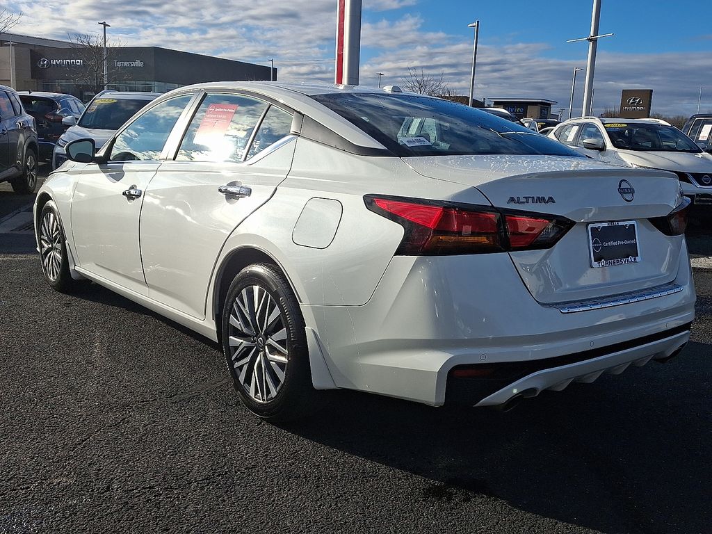 Thumbnail: 2023 Nissan Altima - 4