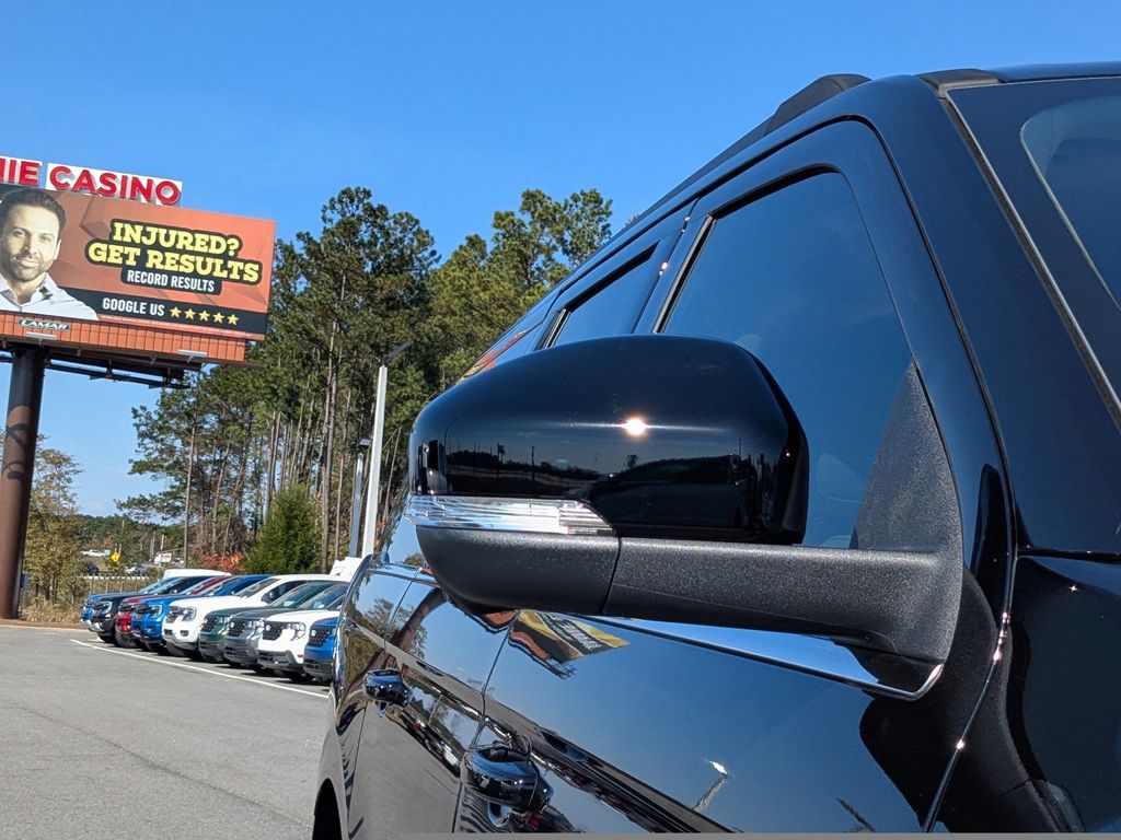 2025 Ford Expedition Active MAX