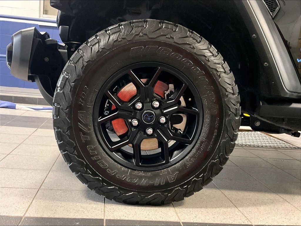2024 Jeep Wrangler — photo 7