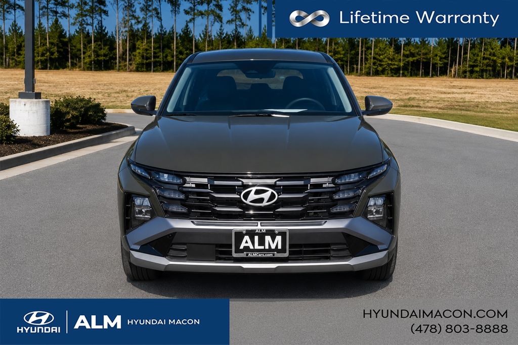 New 2026 Green Hyundai SE image 3