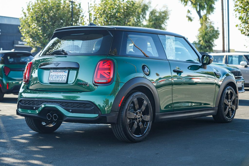 2024 MINI Cooper S Signature 8