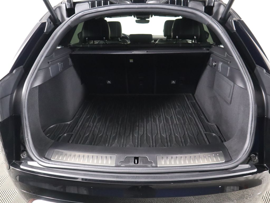 Thumbnail: 2020 Land Rover Range Rover Velar - 28