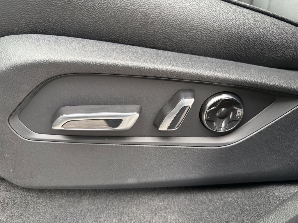 new 2026 Acura MDX car, priced at $56,050