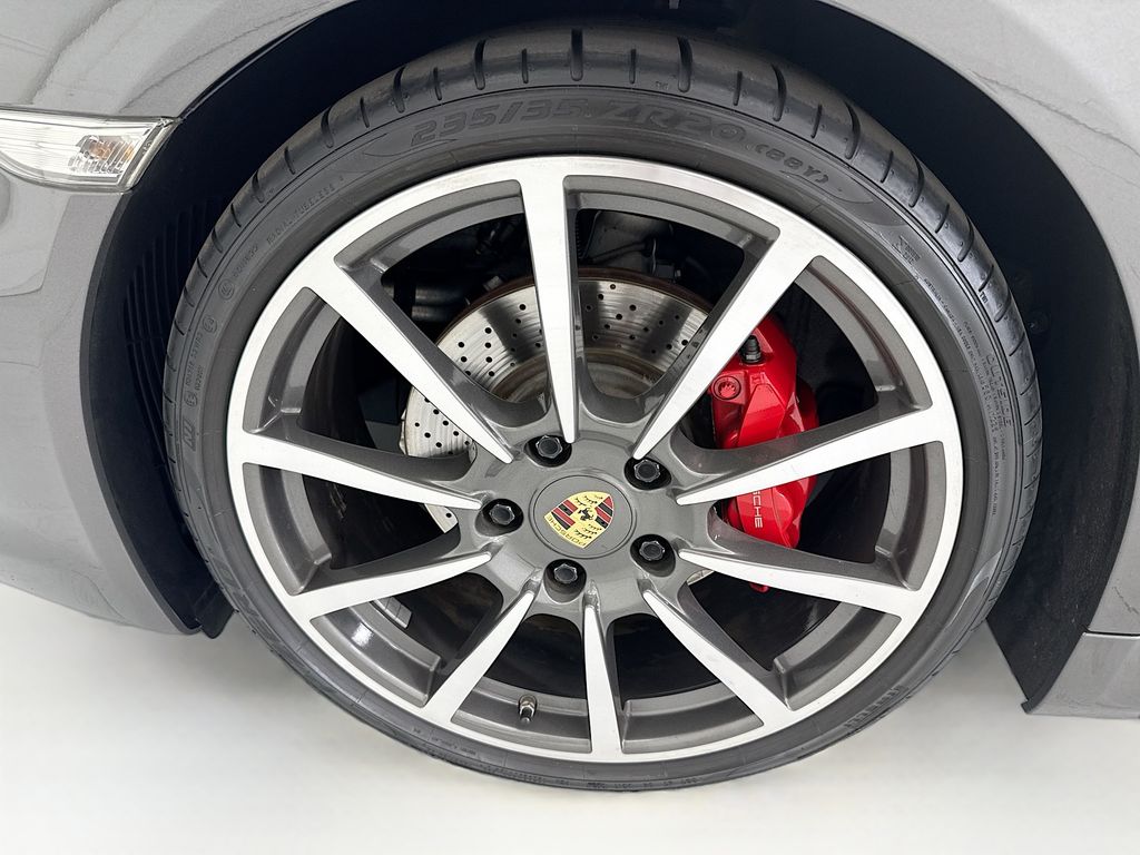Thumbnail: 2013 Porsche Boxster - 32