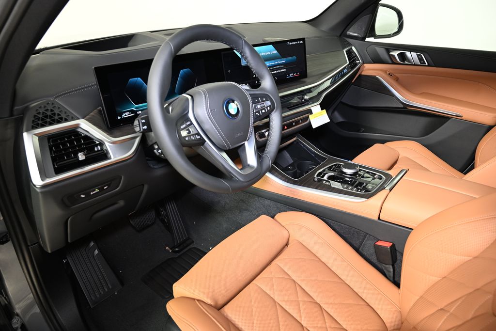 2025 BMW X5 xDrive50e 15