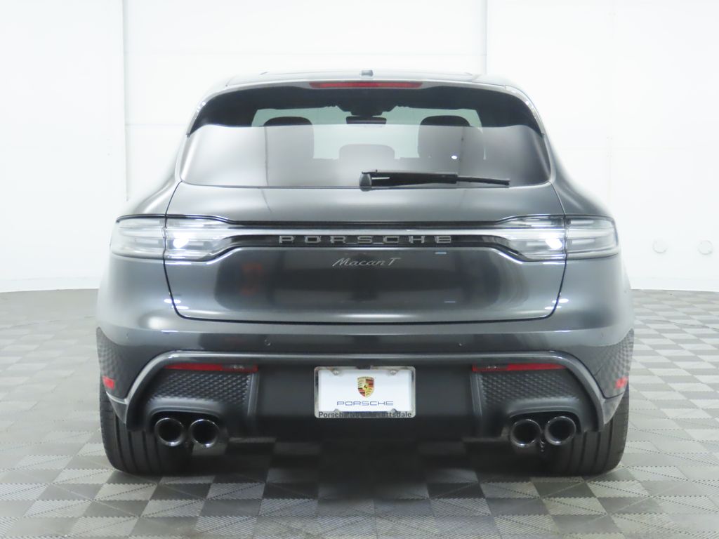 2025 Porsche Macan  6