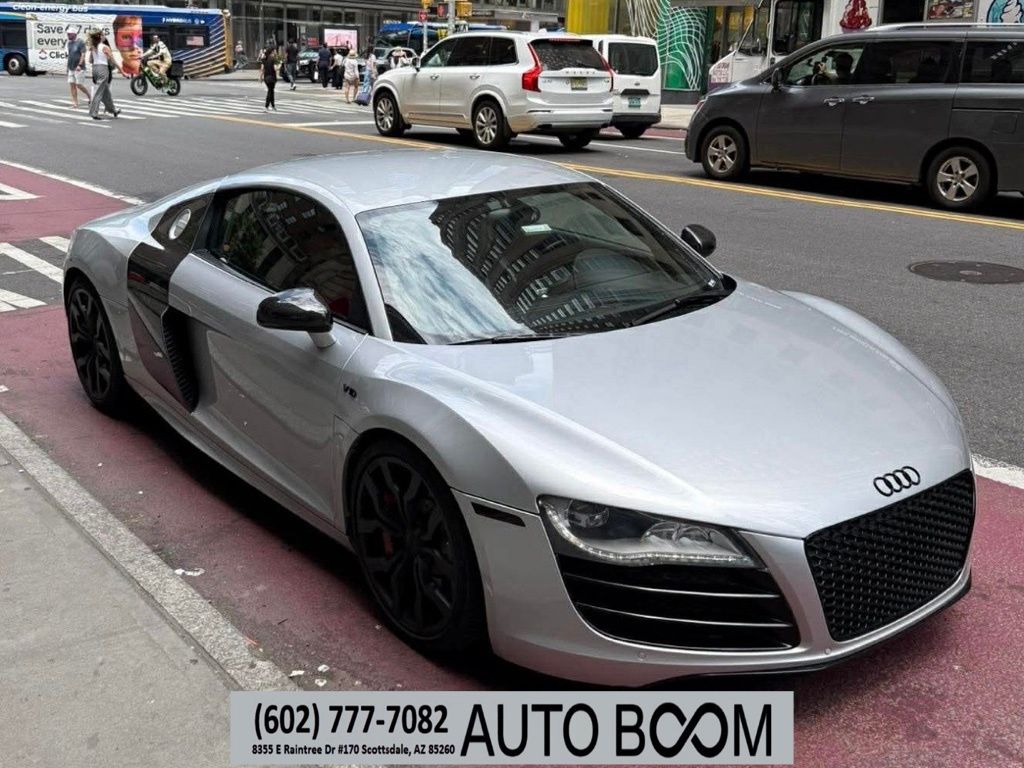 Ice Silver Metallic/Apollo Silver 2012 Audi R8 Coupe All-Wheel Drive 6-Speed Automatic