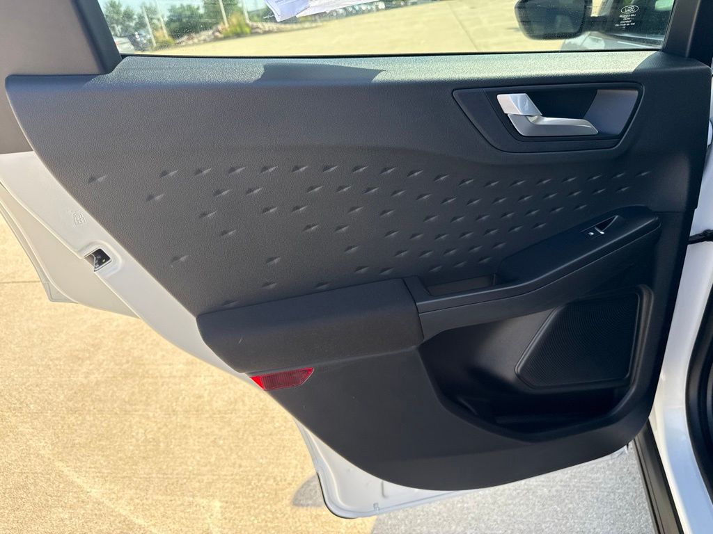 Used 2020 Ford Escape Hybrid SUV