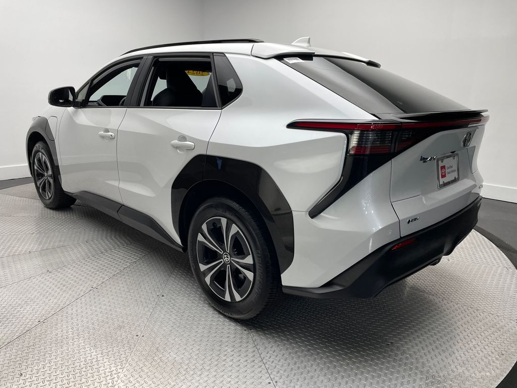 Thumbnail: 2024 Toyota bZ4X - 7