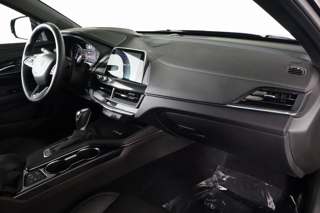 Thumbnail: 2024 Cadillac CT4 - 9