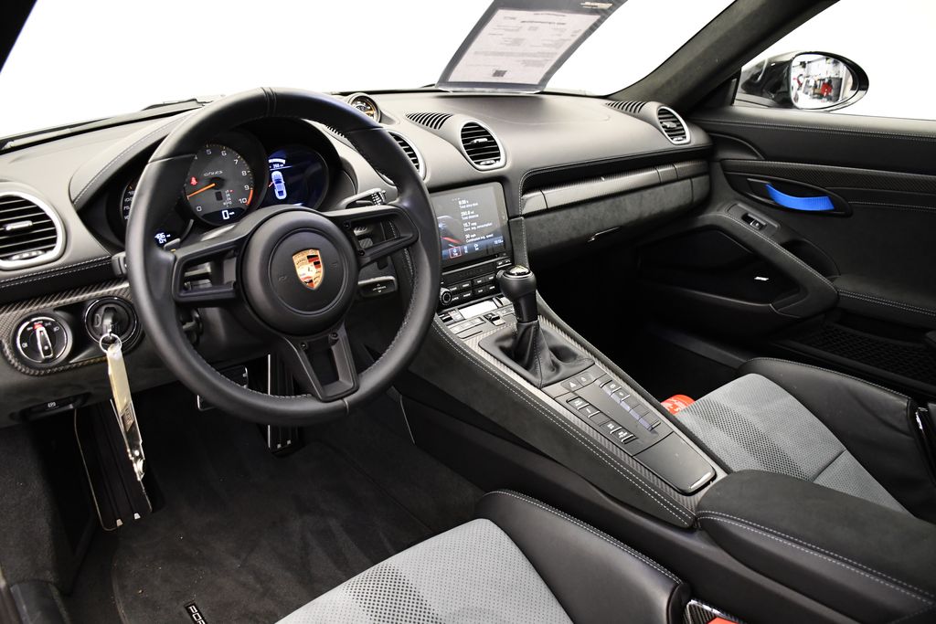 2023 Porsche 718 Cayman GT4 RS 4