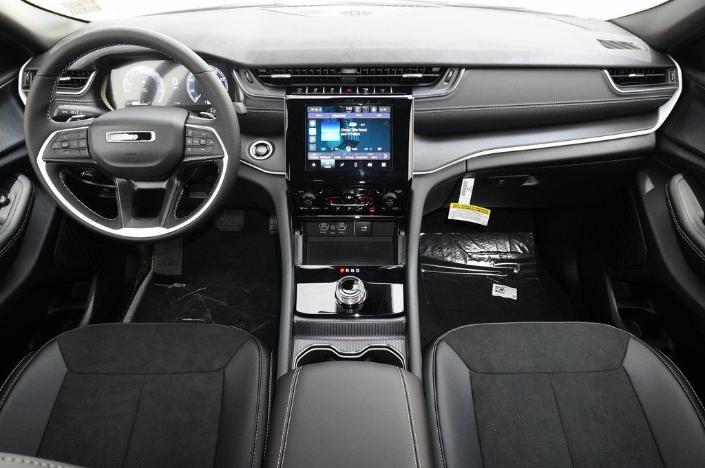 New Car 2025 Jeep Grand Cherokee  Altitude X For Sale Under $40,000 In Weatherford, Texas