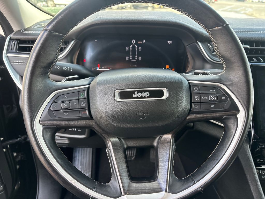 Used Car 2022 Jeep Grand Cherokee  Limited For Sale Under $30,000 In Austin, Texas