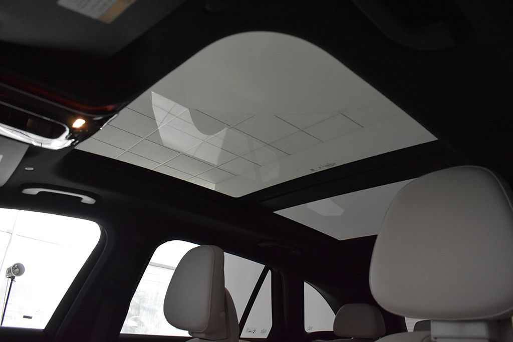 Thumbnail: 2026 Mercedes-Benz GLC - 24